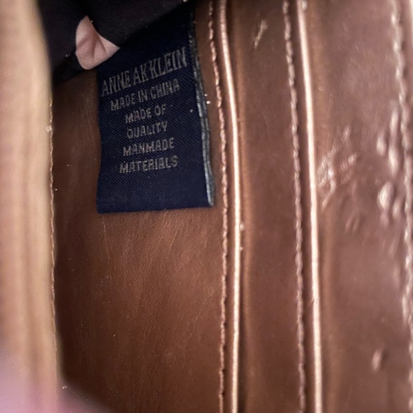 Anne Klein Wallet pre-loved 8” x 4 1/2” tan/light brown - Picture 6 of 8